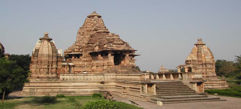 Khajuraho-Lakshmana.JPG