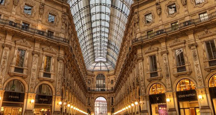 Milan-shopping.jpg