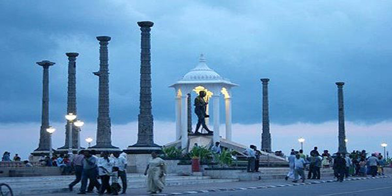 pondicherrystatue4.jpg